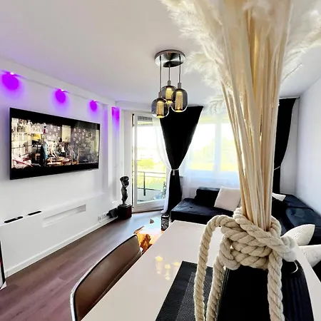 Travemünde Ruheoase Mit Pool Sauna Parkplatz Apartment Lübeck