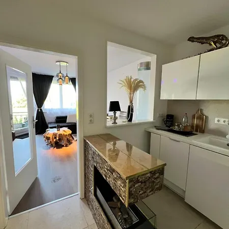 Travemünde Ruheoase Mit Pool Sauna Parkplatz Apartment