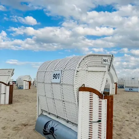 Lägenhet Travemuende Ruheoase Mit Pool Sauna Parkplatz *