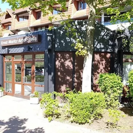 Travemuende Ruheoase Mit Pool Sauna Parkplatz